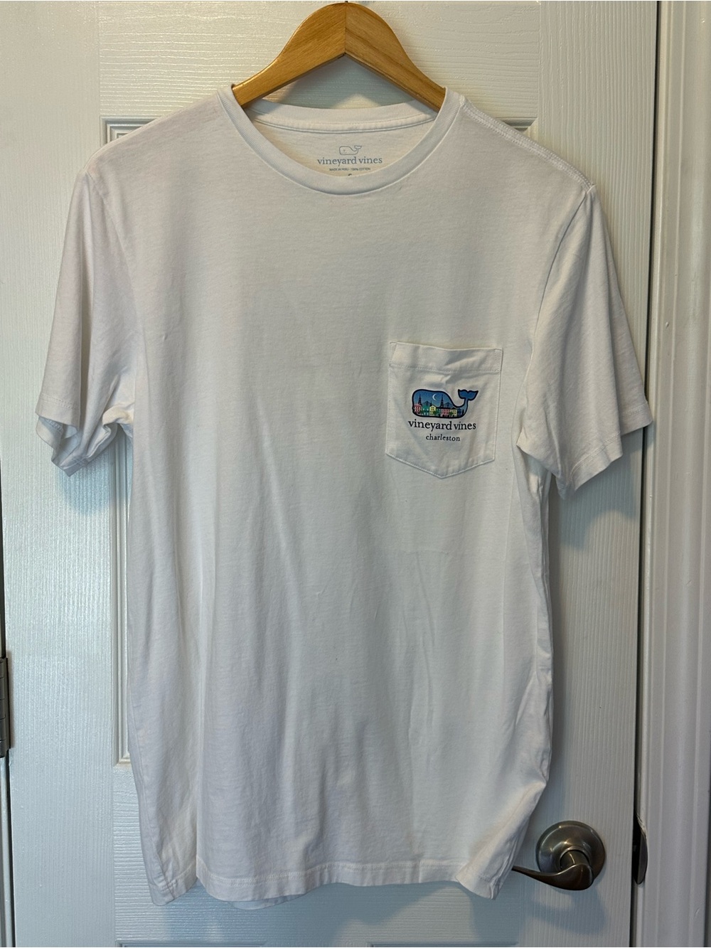 Vineyard Vines White Short-Sleeve Pocket Tee with Whale